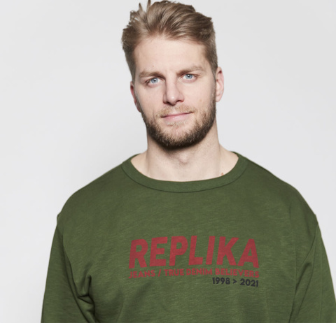 Replika Duża Bluza Replika Duża Bluza